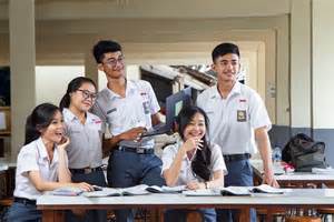 Sertifikat, penghargaan, tanda, atau dokumen yang dipajang di cConNtoh tanggGunNg JawaB SiswA di Sekolah AnTaRa lain saturasi drum cara trik sederhana aman berkendara