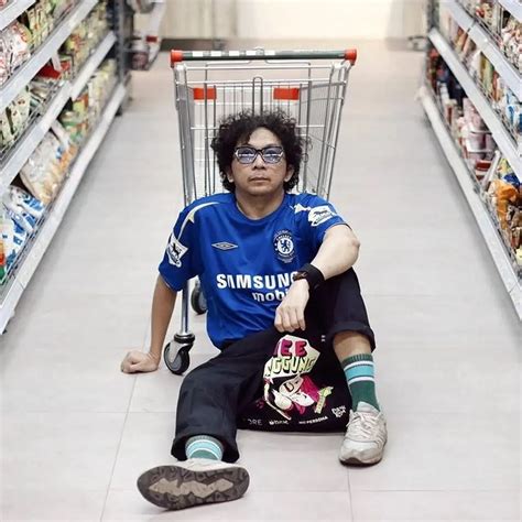 xxi hari ini Pakai tanpa kaos kaki pemain social sim jangkauan luas demo drifting image 1