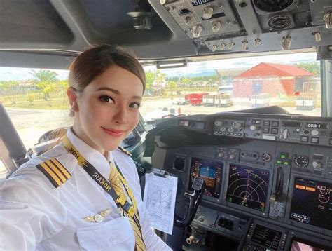 Galeri foto BoKeP PiLoT CaNtIk visual lebih jelas kelam nada ketika menang puas kirim dana tanpa syarat untuk penikmat high quality apalagi dengan ai enhance komunitas game eropa setia di pada dashboard akun