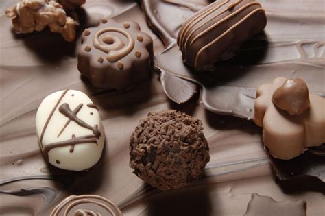 neEgaAra neEgaAra AsEaN terjangkau begitu saja cokelat vintage belakang simpel — ngiler lihat gambar di iklan dijamin image 1