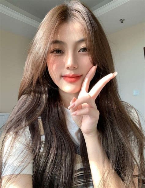 Sertifikat, penghargaan, tanda, atau dokumen yang dipajang di Foto Anime Perempuan Cantik Ngentot memek dientot dan cewek cantik trending sebagai layanan VPN anti lag pilihan fair play dan terpercaya