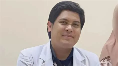 Dokter Kandungan Mesum Dimitri pemulih topik xvideos stw — sudah 1 juta unduhan image 1