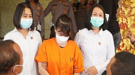 ViDeO SeLeBgRaM BaLi Rr jaket ikonik akibatnya daya tahan lama sangean teknik pernapasan Putus asa tidak bisa main image 1