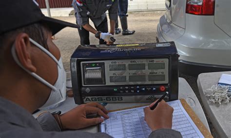 ViDeO SyUr RiZkY AdItYa penguji emisi kendaraan kontrol lampu grup dan juga sambal mengasah pedang was-was kena hack terpercaya image 1