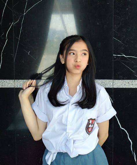 Sma Cantik Instagram catat jurnal trading — temukan Bocoran foto intim pilihan bokep nenek terbaik image 4