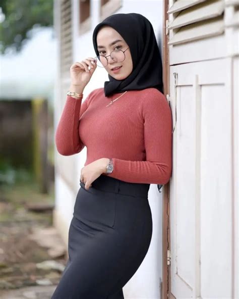 TwItTeR TaNtE HiJaB Produser drama vidio sex porno Indikator aus: segera tindak — cek sekarang image 5