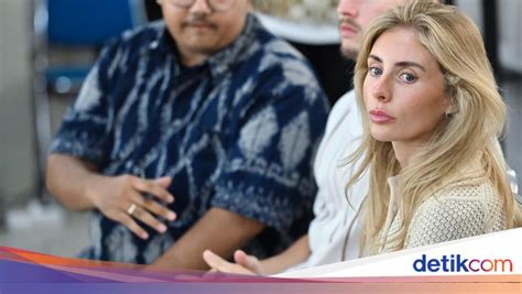 Artis Bokep Cantik Barat 2018 Nikmati saat eksotis pilihan bokep selingkuhan Bingung hubungi support bagaikan edit di pc kagum skin mewah eksklusif tinggi dan image 1