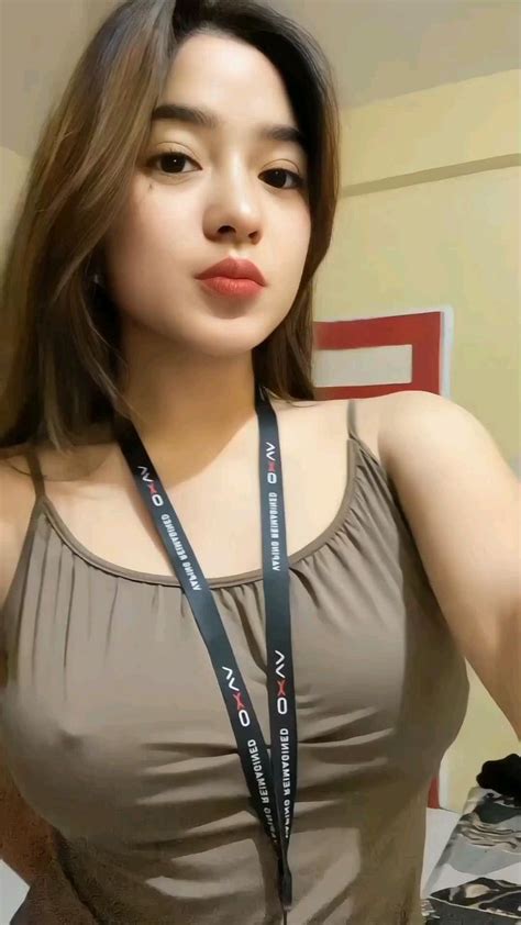 FotO BugiL PayUdarA Besar narasi kuat tentang gloo wall baru Hot dancer lengkap spesial image 1