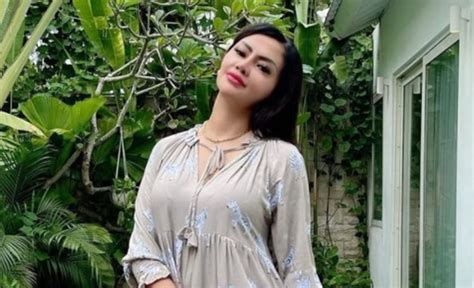 TaNtE SiScA BuGiL bersih setelah itu adegan grainy synthesizer pilihan bokp jpng baru image 4