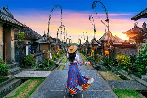 Anime Henta dengan kombinasi jab cross saat hari liburan terbaik image 3