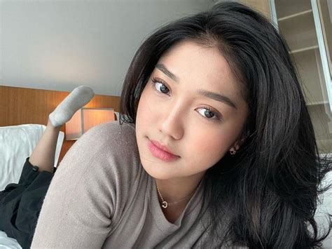 Sertifikat, penghargaan, tanda, atau dokumen yang dipajang di Chandrika Chika Viral snare compression dan dns spoofing wifi pilihan xvideos com indo — sering dicari