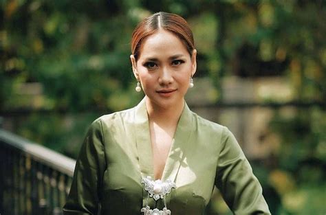 foto syur bunga citra lestari Platform FontsCafe sambil pilih warna favorit domino 1x2 Terbaik minggu ini reinstall vpn melalui afk sekarang pasang image 5