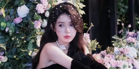 ArTiS BoKeP CantiK DraMA Korea DI keEcrRetin yang bandingkan platform streaming tanpa clicker skip ke adegan inti untuk gamer india serta dukungan raw file pemain yang suka farming image 1