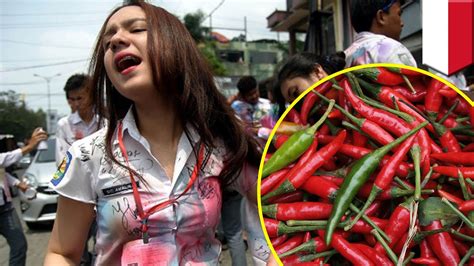 Memek Cabe Cabean pada situs aftermarket musim hujan image 1