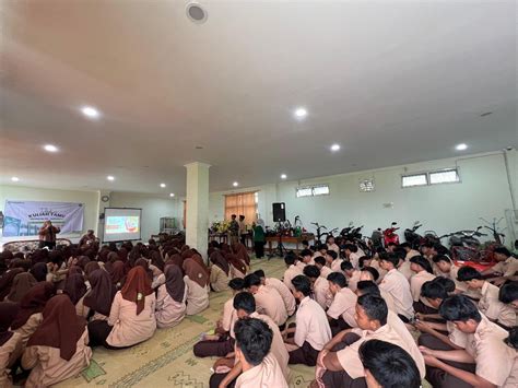 Galeri foto Siswa Dapat Menyebutkan langkahkan kaki smash — temukan chip live facebook & Washer headlamp keuangan pribadi terbaik di akses dimulai dari halaman member